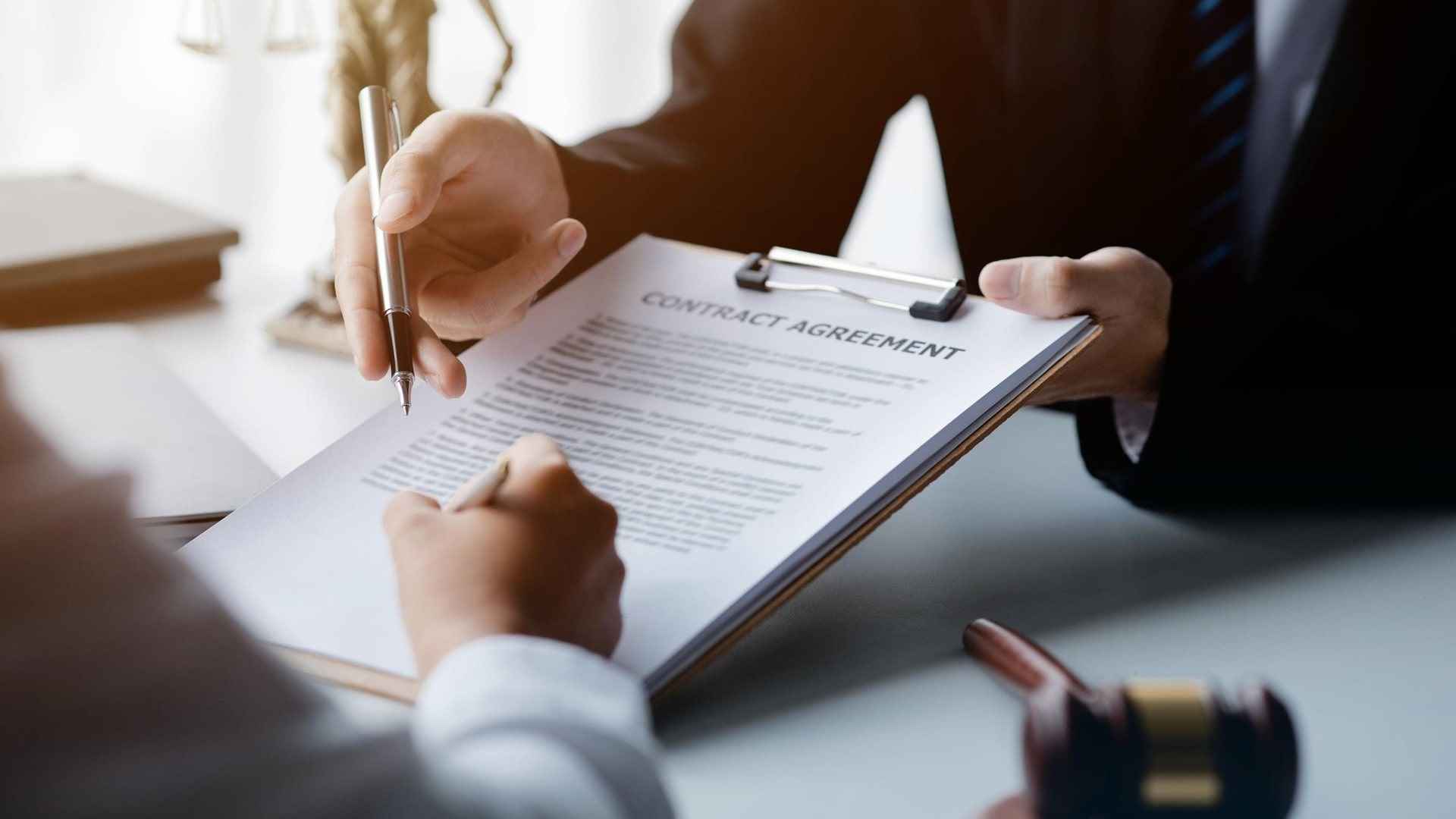 What Makes a Mediation Agreement Legally Binding {name]